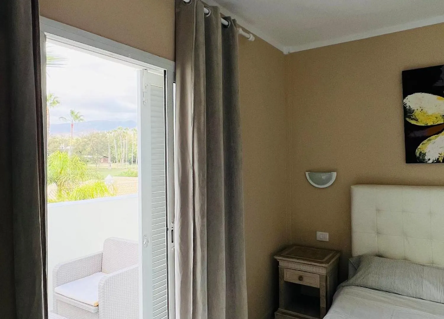Casa Golf Las Americas أرونا شقة